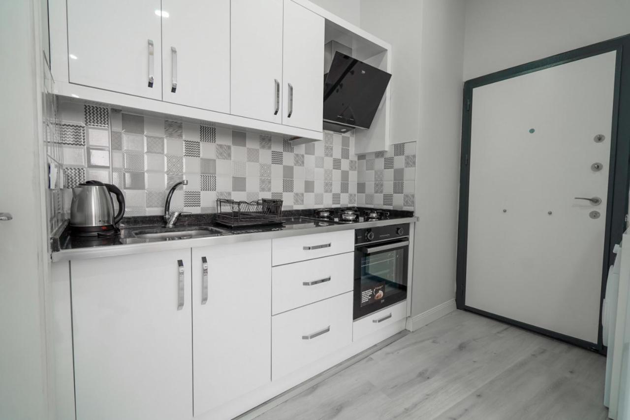 Apartamento Charming And Central Flat Near Beach In Muratpasa Antalya Exterior foto